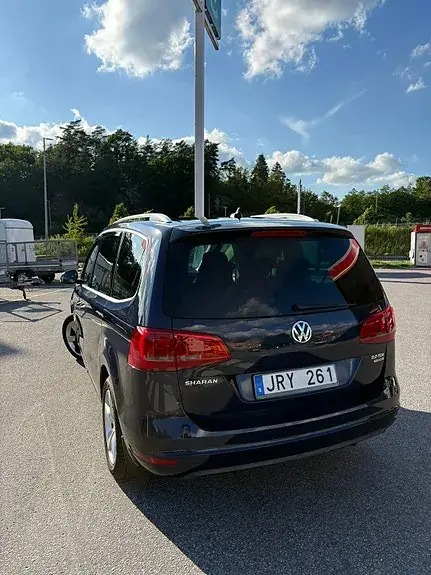Volkswagen Sharan 2013 photo 2
