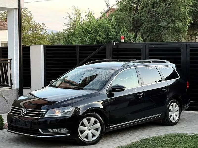 Volkswagen Passat 2012 photo 2