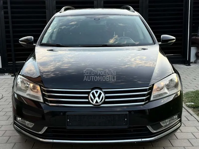 Volkswagen Passat 2012 photo 5
