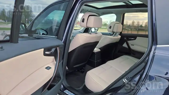 BMW X3 2010 photo 4