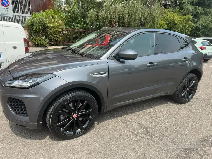 Jaguar E-Pace