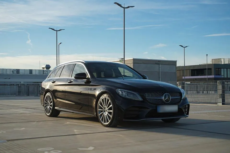 Mercedes-Benz C 220 D