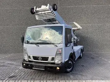 Nissan Cabstar Nt400