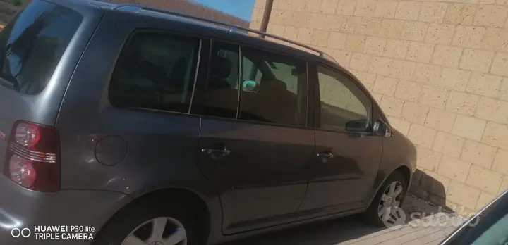 Volkswagen Touran 2004 photo 3
