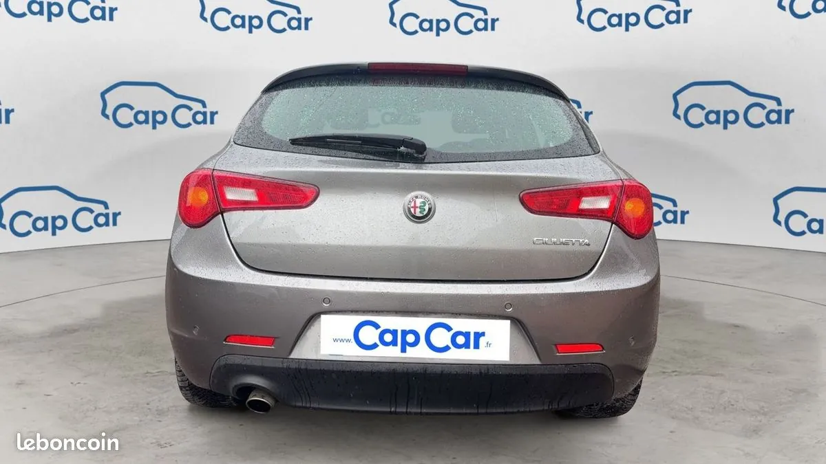 Alfa Romeo Giulietta 2018 photo 3