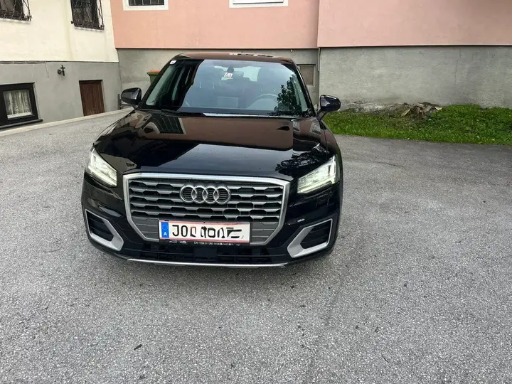 Audi Q2 2017 photo 2