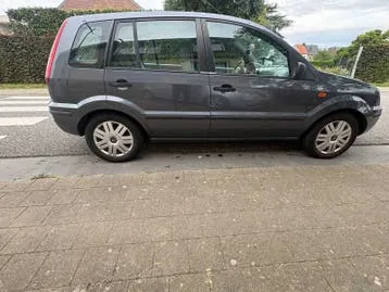 Ford Fusion 2003 photo 3