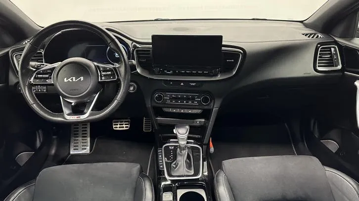 Kia Ceed 2023 photo 3
