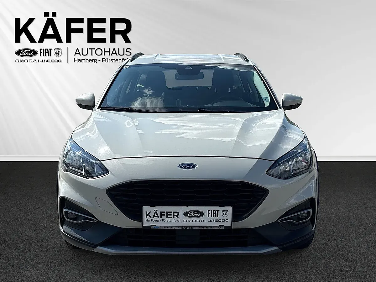 Ford Focus 2019 photo 2