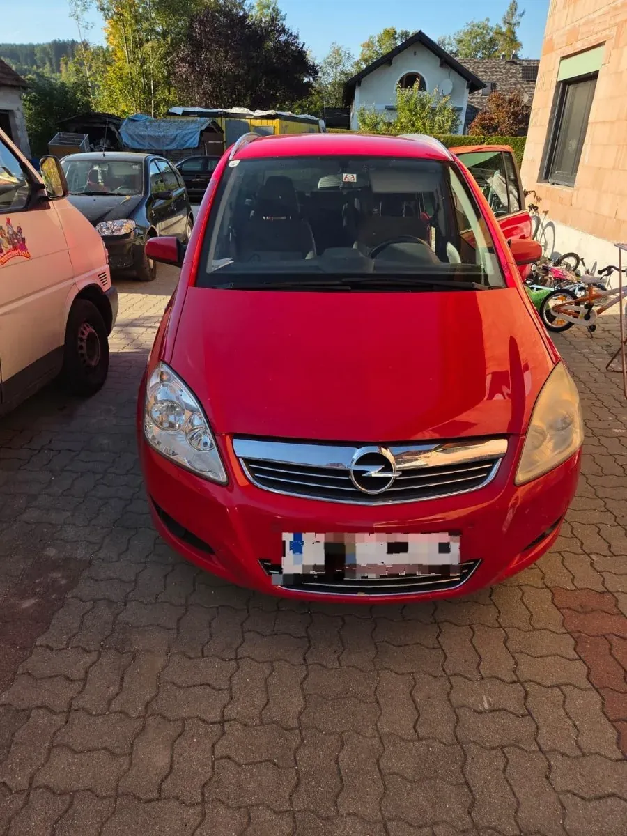 Opel Zafira 2009 photo 3