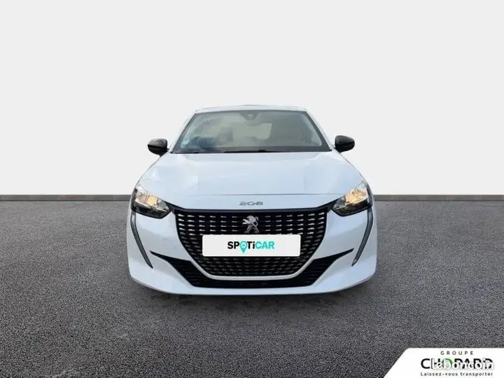 Peugeot 208 2022 photo 4