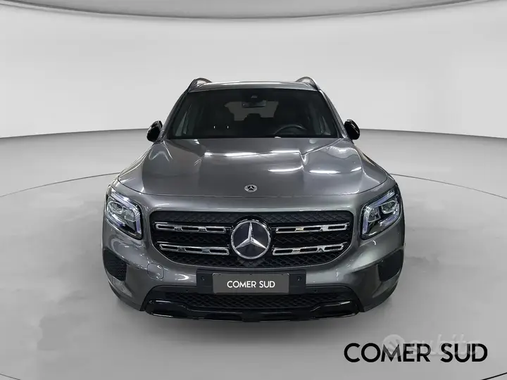 Mercedes-Benz Glb 2023 photo 2