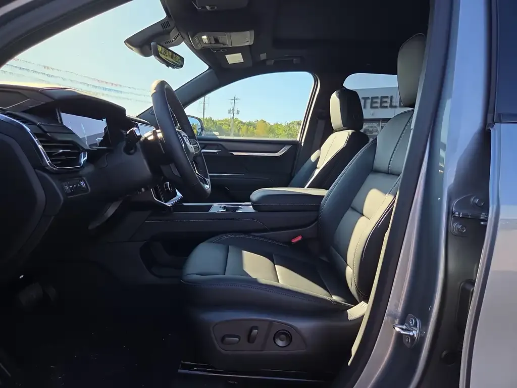 GMC Acadia 2027 photo 2