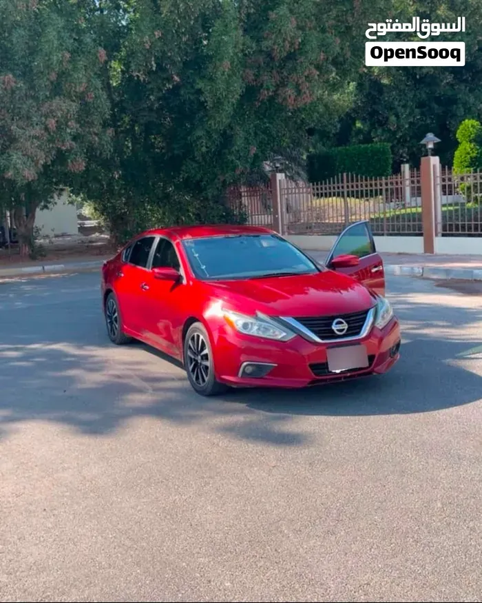 Nissan Altima 2017 photo 2