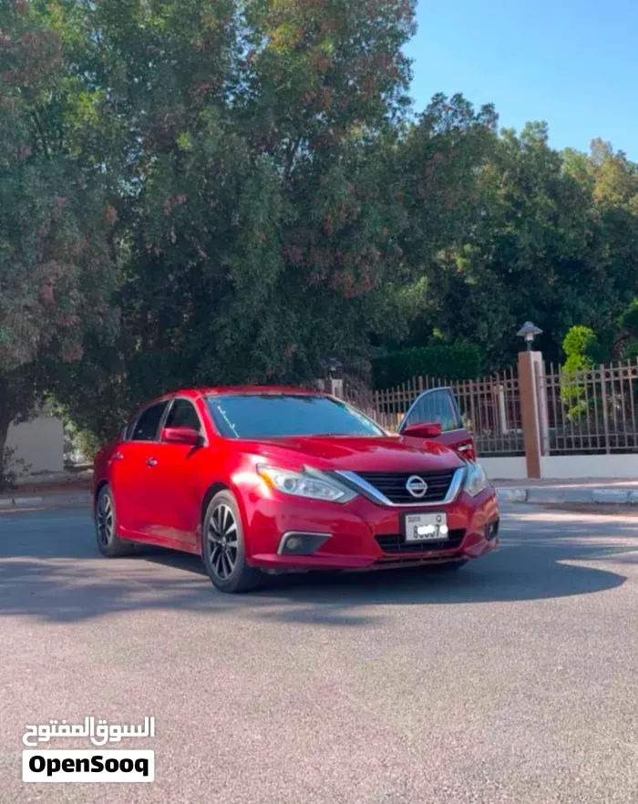 Nissan Altima