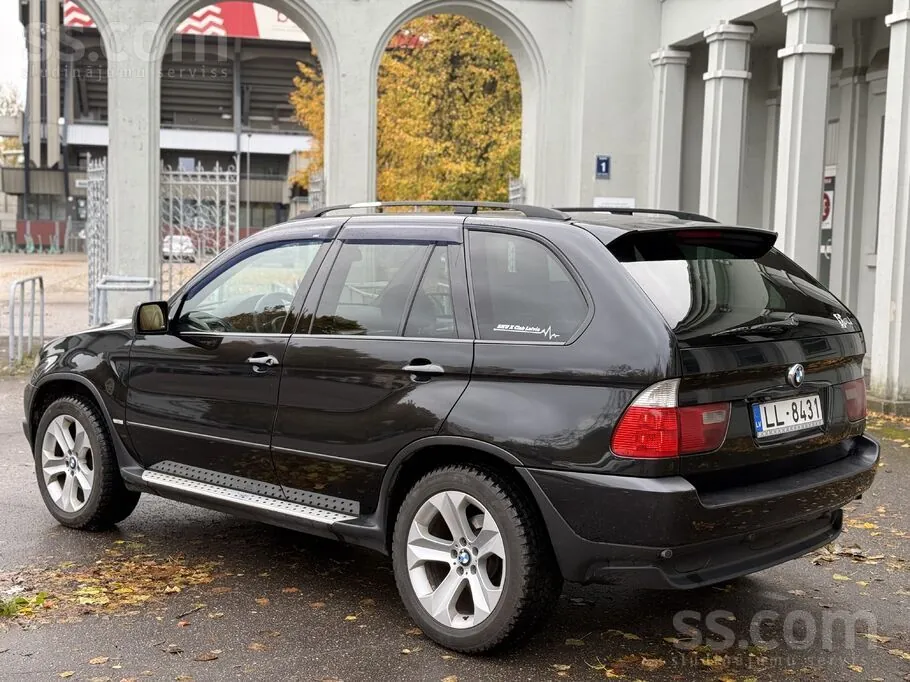 BMW X5 2005 photo 2
