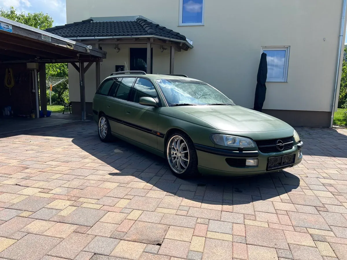 Opel Omega 1998 photo 2