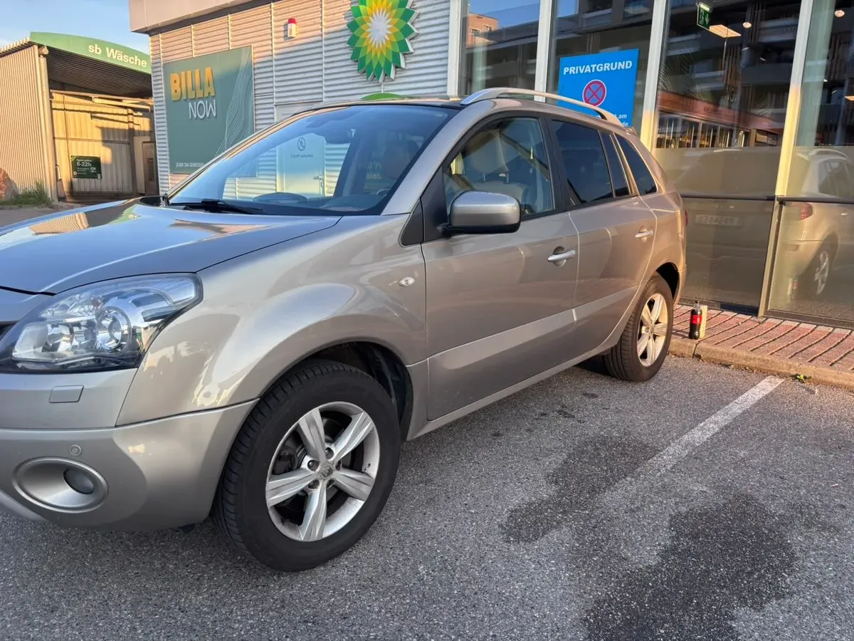 Renault Koleos 2011 photo 2