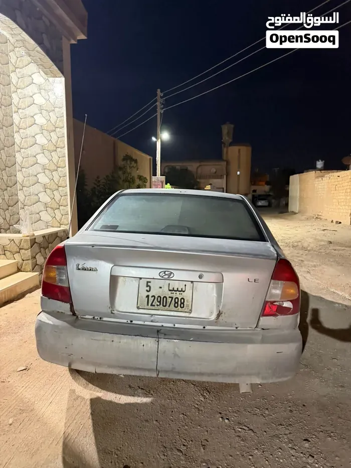 Hyundai Verna 2002 photo 3