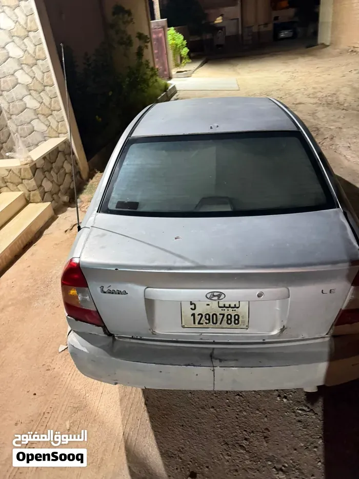 Hyundai Verna 2002 photo 4