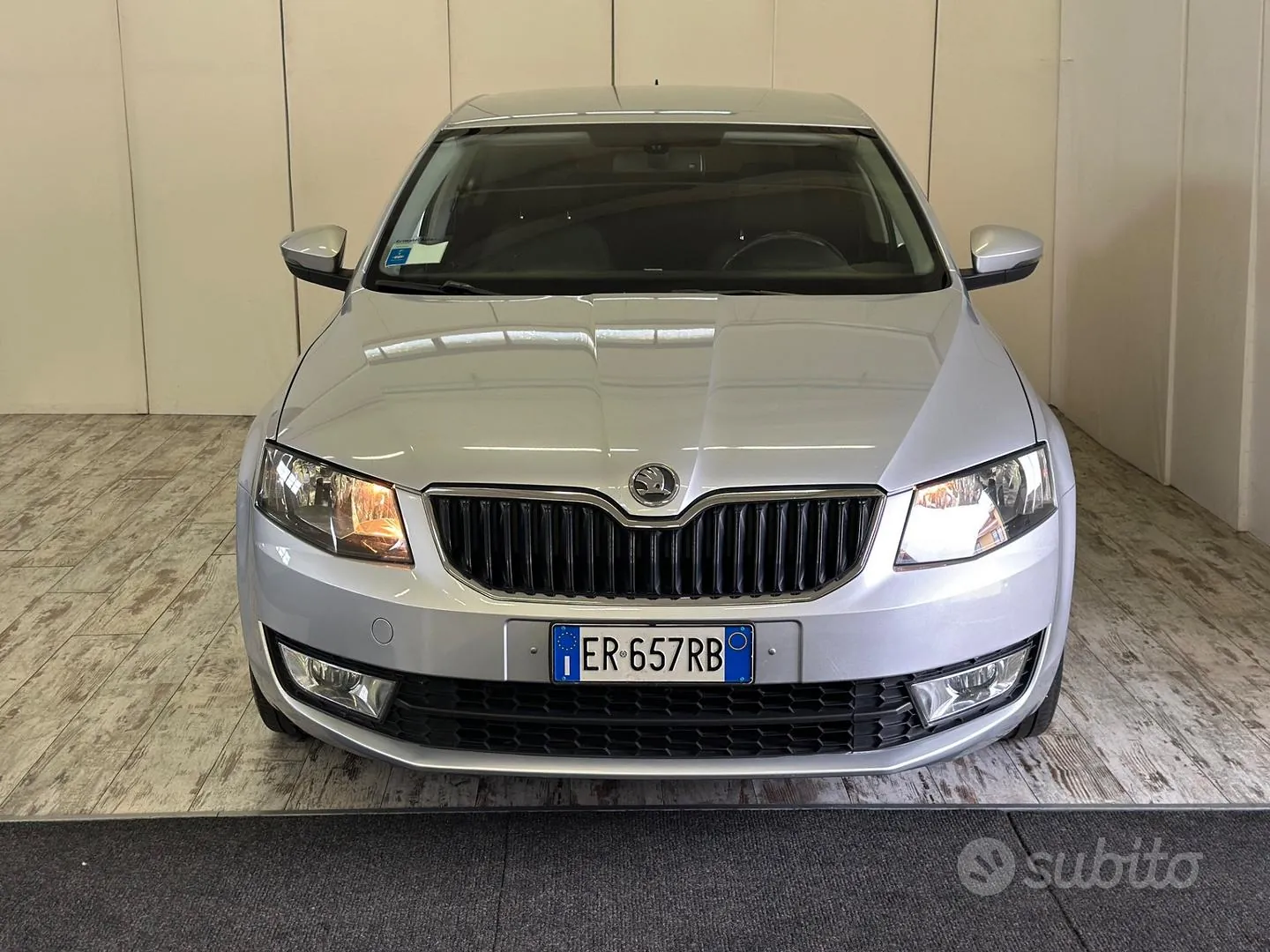 Skoda Octavia 2013 photo 2