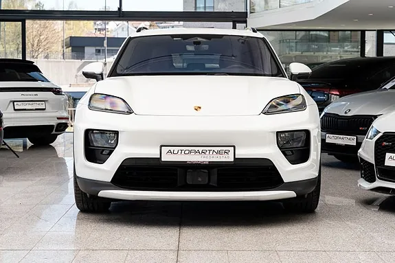 Porsche Macan 2025 photo 4