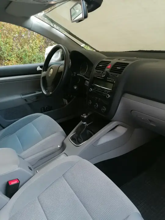 Volkswagen Golf Variant 2009 photo 2