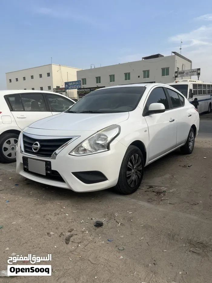 Nissan Sunny 2022 photo 2