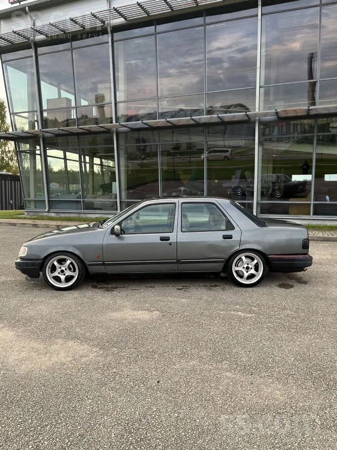 Ford Sierra 1991 photo 2