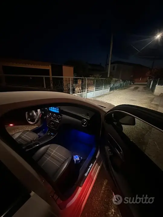 Mercedes-Benz A 2015 photo 3