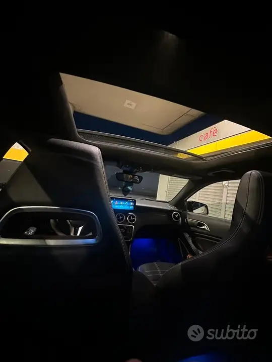 Mercedes-Benz A 2015 photo 2