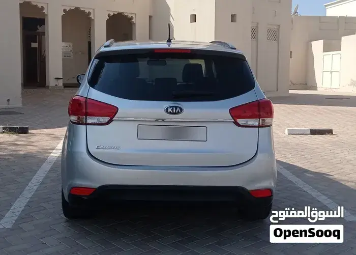 Kia Carens 2016 photo 2