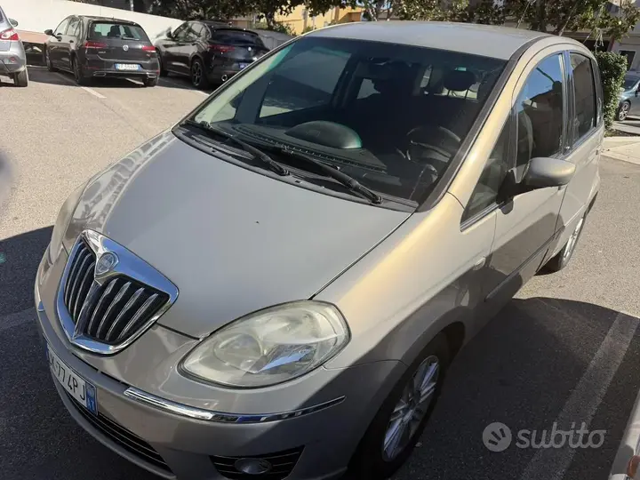 Lancia Musa 2008 photo 2