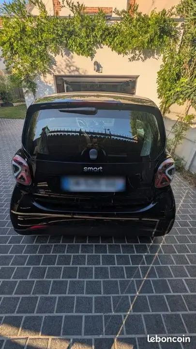 Smart Fortwo 2023 photo 2