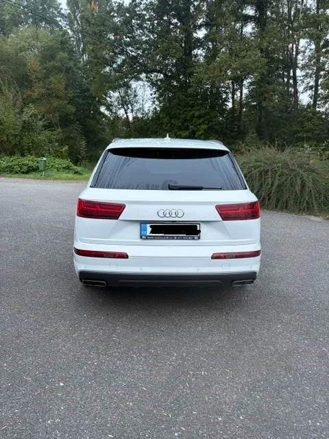 Audi Q7 2019 photo 5