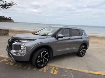 Mitsubishi Outlander 2023 photo 4