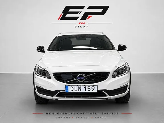 Volvo V60 Cross Country 2018 photo 2