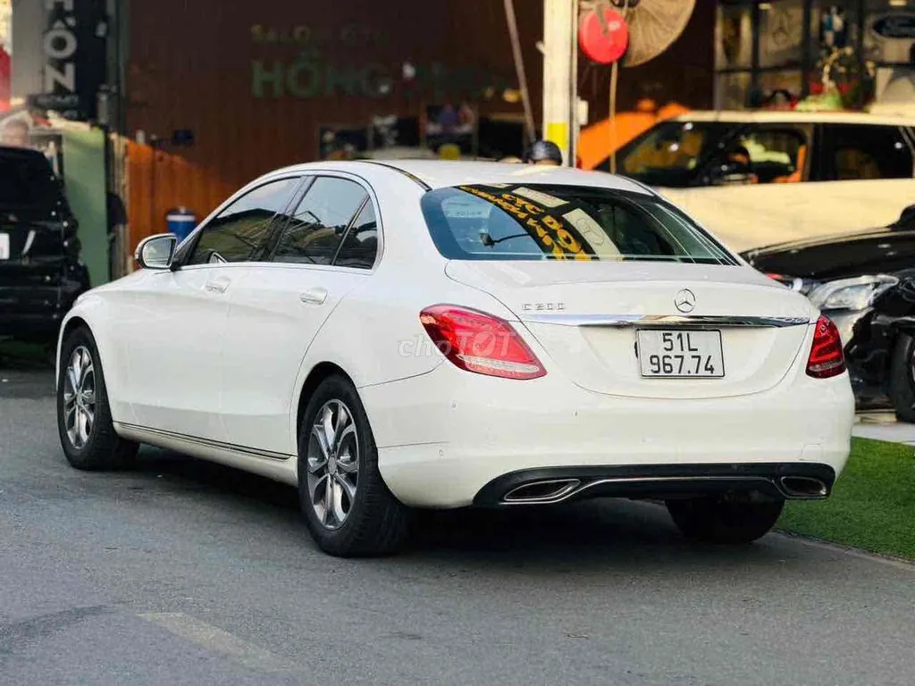 Mercedes-Benz C-Class 2015 photo 2