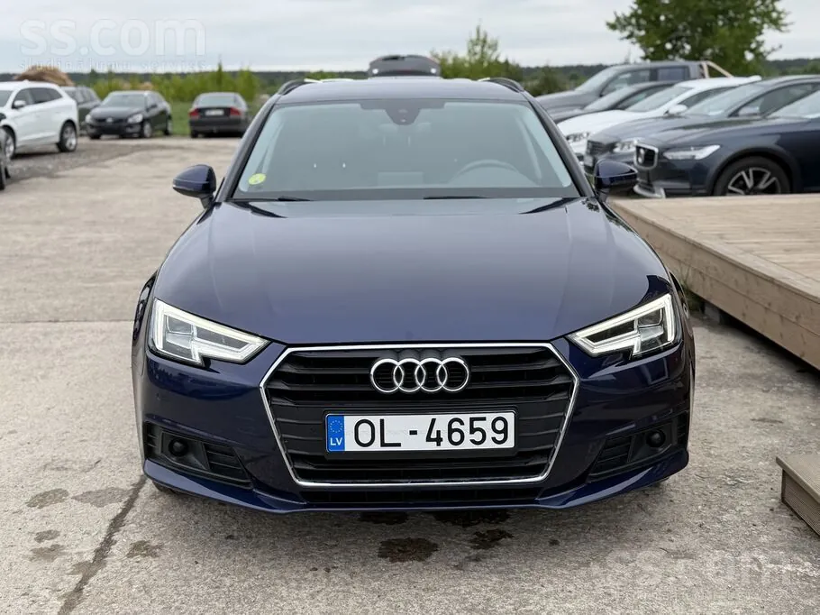 Audi A4 2019 photo 2