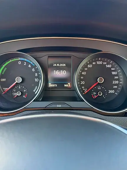 Volkswagen Passat 2018 photo 5