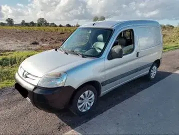 Peugeot Partner 2008 photo 2