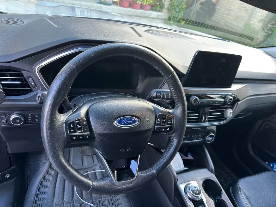 Ford Escape 2020 photo 4