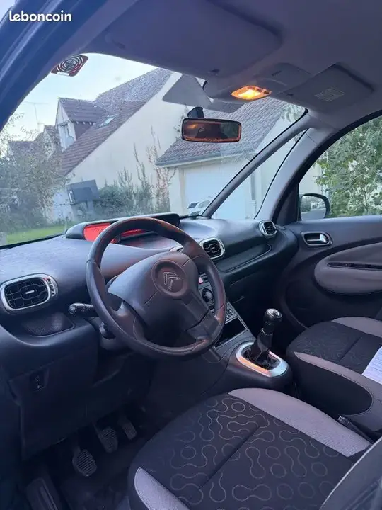 Citroen C3 Picasso 2015 photo 3