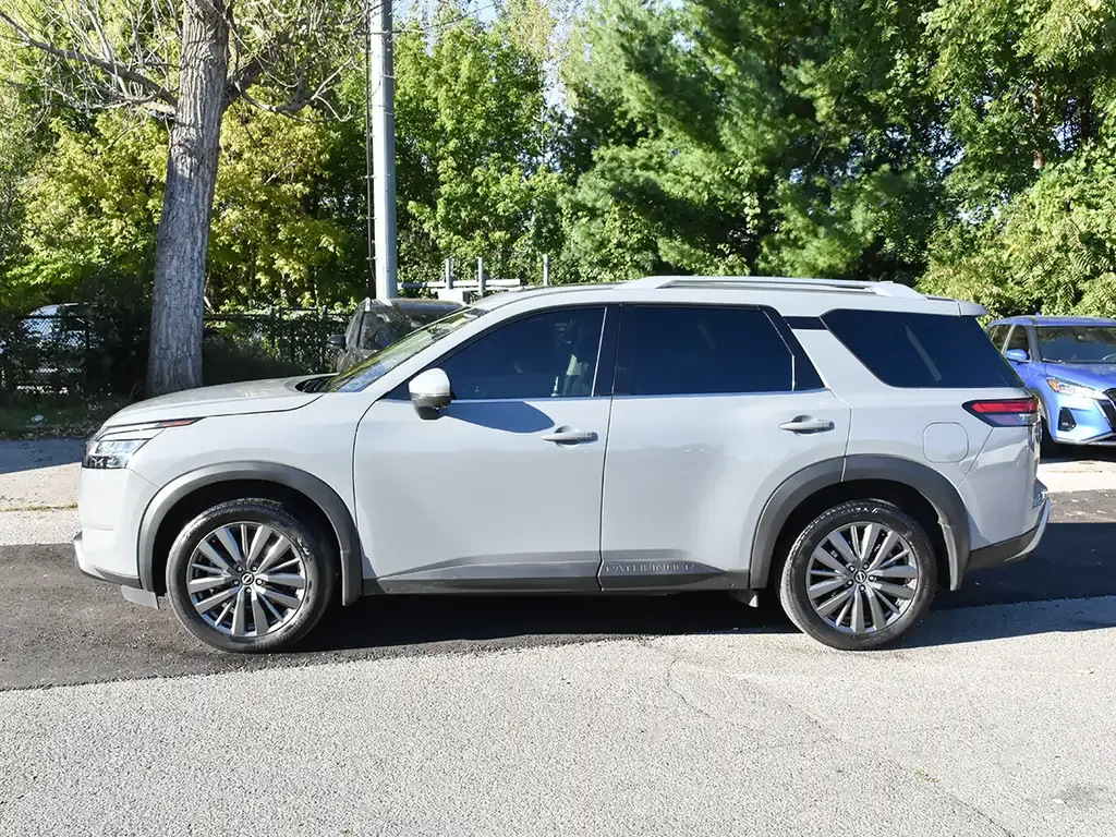 Nissan Pathfinder 2024 photo 3