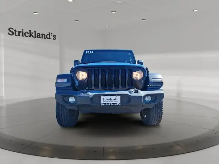 Jeep Wrangler 2019 photo 2