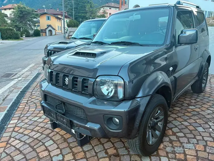 Suzuki Jimny 2018 photo 2