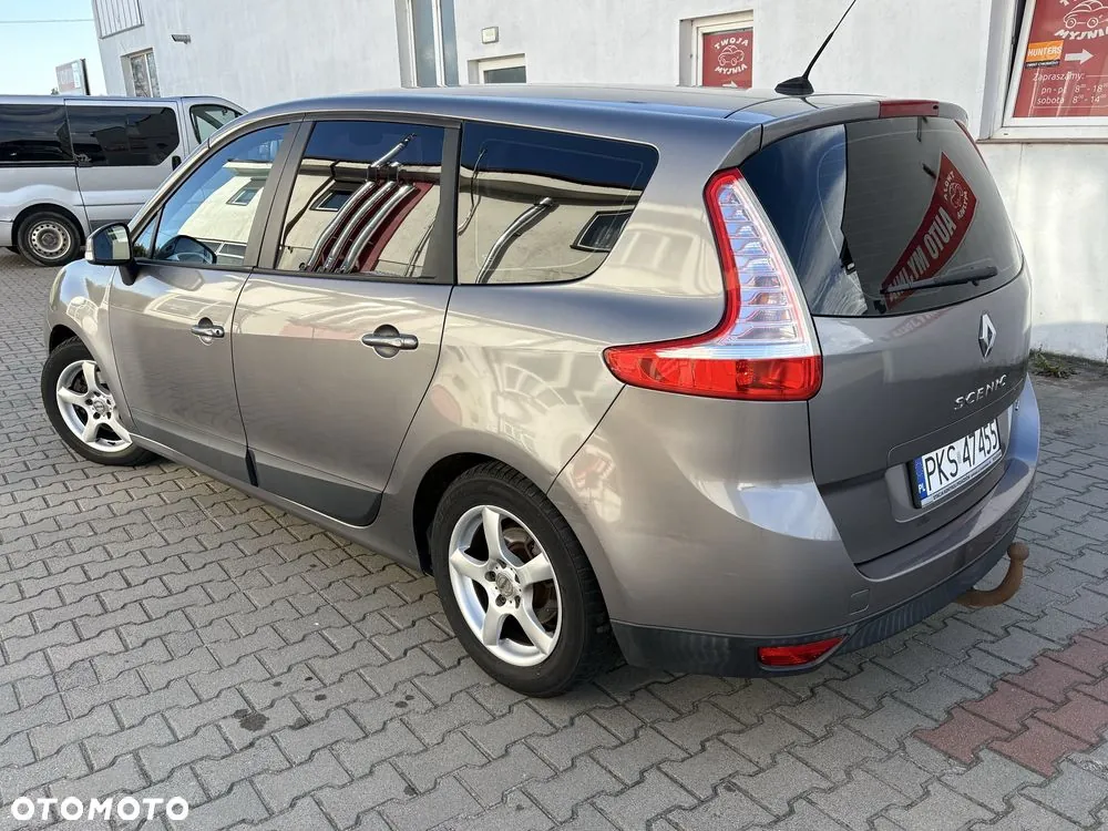 Renault Grand Scenic 2010 photo 4