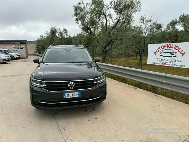 Volkswagen Tiguan 2022 photo 2