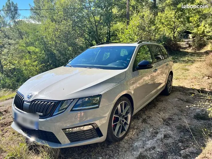 Skoda Octavia 2018 photo 2