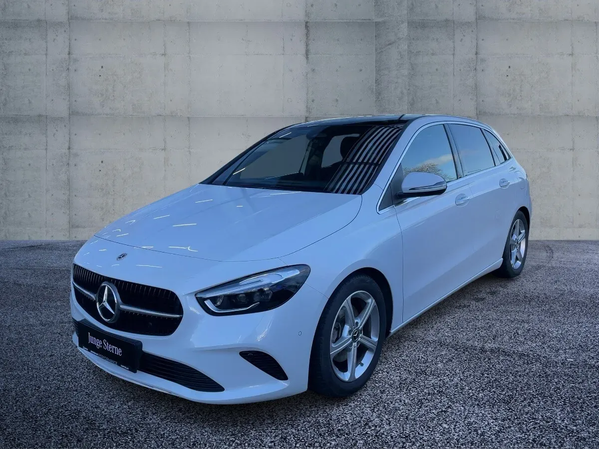 Mercedes-Benz B-Class 2023 photo 2